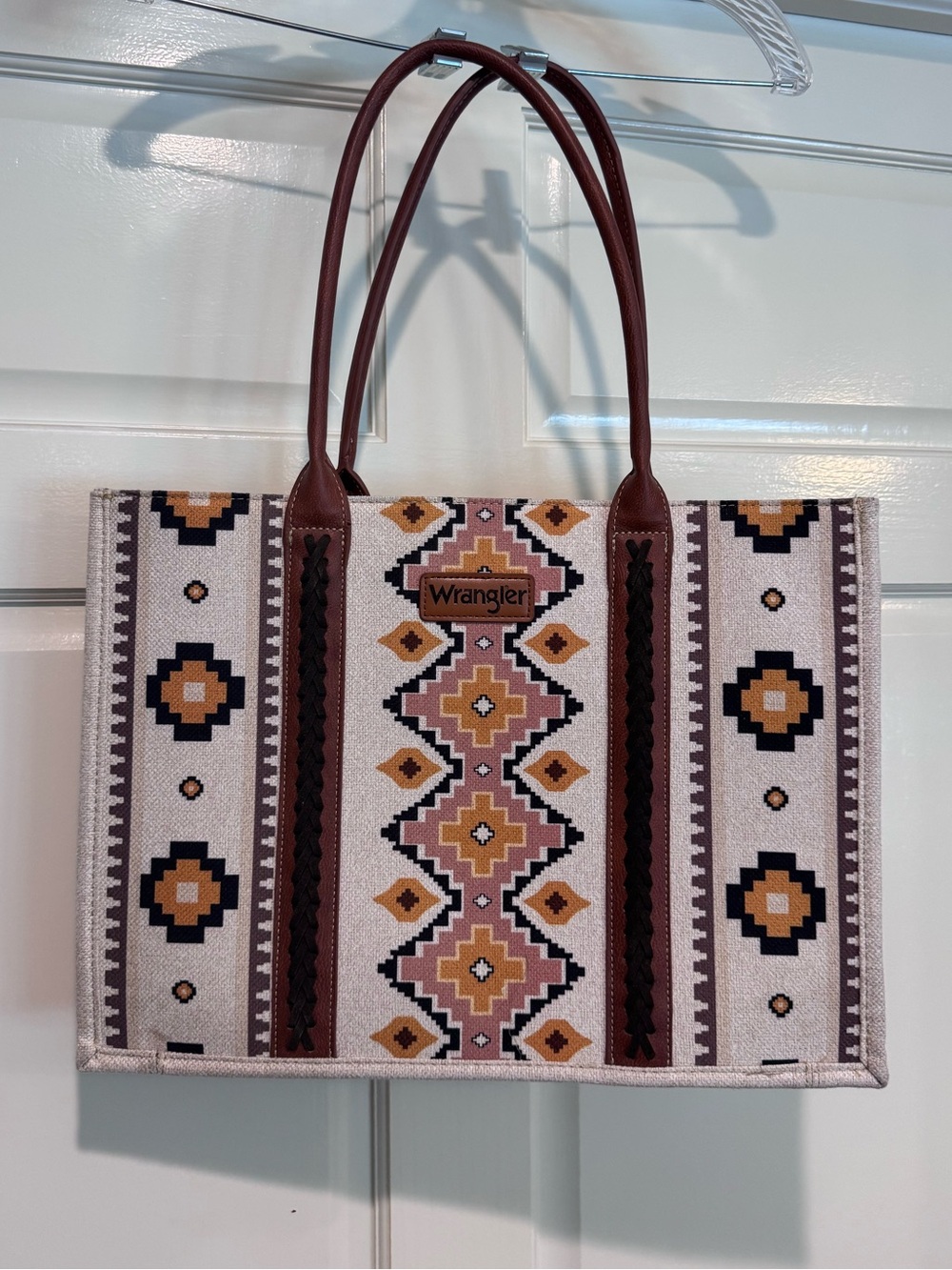 WRANGLER SOUTHWESTERN AZTEC PRINT CANVAS WIDE TOTE.  NWOT